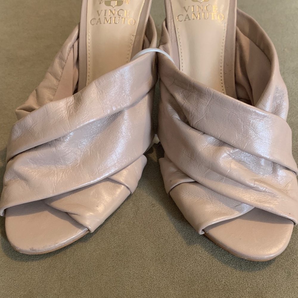Vince Camuto Women's Beige Heels - Picture 6 of 9